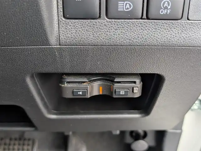 ダイハツ タント カスタムX トップED LTD SAⅢ 福井県 2018(平30)年 7.2万km パールホワイトⅢ 純正8インチメモリナビ/AM/FM/フルセグ/BT/CD/DVD/USB/iPod/全方位カメラ/両側パワースライドドア/衝突被害軽減システム/アイドリングストップ/横滑り防止装置/盗難防止装置/前方ドライブレコーダー/ETC/運転席シートヒーター/純正フロアマット/ダブル＋サイドエアバッグ/純正14インチAW/LEDヘッドライト/Fフォグ/オートマチックハイビーム/スマートキー