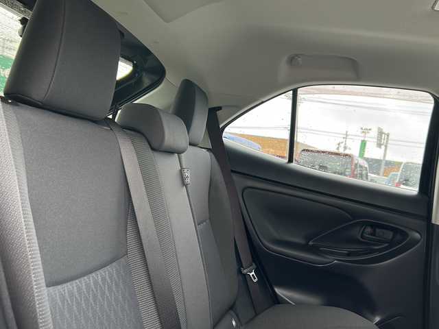 トヨタ ヤリスクロス ハイブリッド G 秋田県 2020(令2)年 7.7万km ブラックマイカ 純正ディスプレイオーディオ/純正BT、TV/純正18インチAW/TDRGRスポーツマフラー/バックカメラ、全周囲カメラ/前後コーナーセンサー/前後ドライブレコーダー/４WD/ETC/スペアキー/保証書、取説