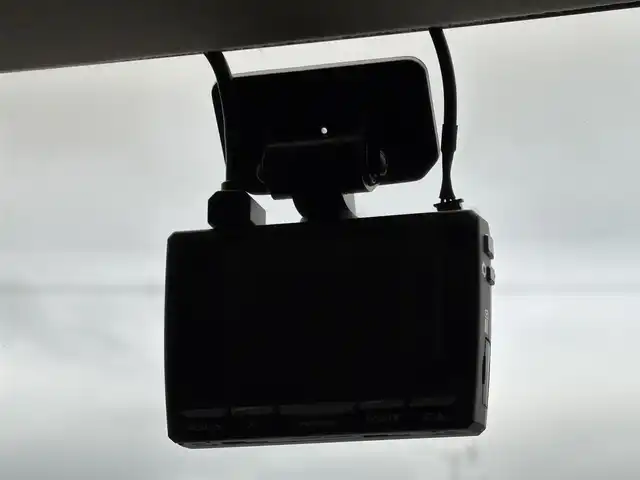 スズキ クロスビー HYBRID MZ 大分県 2021(令3)年 7.7万km ピュアホワイトパール/ブラック2トーンルーフ ・純正ナビ(CD/DVD/BT/SD/USB)/・全方位カメラ/・フルセグテレビ/・衝突軽減ブレーキ/・前後ドライブレコーダー/・ETC/・前席シートヒーター/・コーナーセンサー/・ステアリングリモコン/・クルーズコントロール/・パドルシフト/・純正アルミホイール/・スマートキー/・プッシュスタートボタン