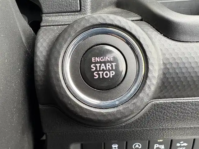 スズキ クロスビー HYBRID MZ 大分県 2021(令3)年 7.7万km ピュアホワイトパール/ブラック2トーンルーフ ・純正ナビ(CD/DVD/BT/SD/USB)/・全方位カメラ/・フルセグテレビ/・衝突軽減ブレーキ/・前後ドライブレコーダー/・ETC/・前席シートヒーター/・コーナーセンサー/・ステアリングリモコン/・クルーズコントロール/・パドルシフト/・純正アルミホイール/・スマートキー/・プッシュスタートボタン