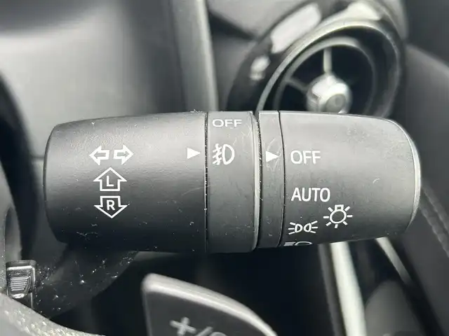 マツダ デミオ XD ツーリング 岡山県 2017(平29)年 5.1万km ディープクリムゾンマイカ 登録時走行距離50652km/純正ナビ/(AM/FM/DISC/TV/Bluetooth)/i-ACTIVSENSE/・スマート・シティ・ブレーキ・サポート（SCBS）/・AT誤発進抑制制御/・ダイナミック・スタビリティ・コントロールシステム（DSC）/・トラクション・コントロール・システム（TCS）/マツダ・レーダー・クルーズ・コントロール（ＭＲＣＣ）/バックカメラ/シートヒーター(D+N席)/ヘッドアップディスプレイ/ETC2.0/パドルシフト/スペアキー×1/コーナーセンサー/ドライブレコーダー/純正16インチAW/プッシュスタート/スマートキー