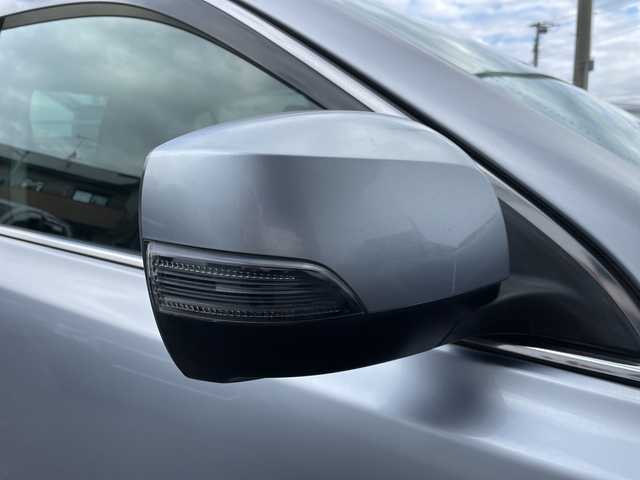 スバル レガシィ Ｂ４ 2．5GTアイサイト 神奈川県 2011(平23)年 9.7万km アイスシルバーメタリック 純正ナビ（フルセグTV/AM/FM/DISC/BT/USB）/レーダークルーズコントロール/パドルシフト/前席パワーシート/電動パーキング/プッシュスタート/ETC/オートライト/電動格納ミラー/アイサイト