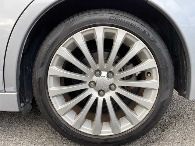 スバル レガシィ Ｂ４ 2．5GTアイサイト 神奈川県 2011(平23)年 9.7万km アイスシルバーメタリック 純正ナビ（フルセグTV/AM/FM/DISC/BT/USB）/レーダークルーズコントロール/パドルシフト/前席パワーシート/電動パーキング/プッシュスタート/ETC/オートライト/電動格納ミラー/アイサイト