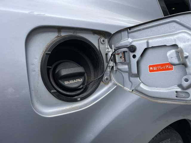 スバル レガシィ Ｂ４ 2．5GTアイサイト 神奈川県 2011(平23)年 9.7万km アイスシルバーメタリック 純正ナビ（フルセグTV/AM/FM/DISC/BT/USB）/レーダークルーズコントロール/パドルシフト/前席パワーシート/電動パーキング/プッシュスタート/ETC/オートライト/電動格納ミラー/アイサイト