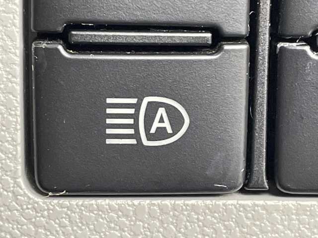 ダイハツ ミラ イース X SAⅢ 茨城県 2020(令2)年 4.9万km スプラッシュブルーM ナビ　フルセグＴＶ　Ｂｌｕｅｔｏｏｔｈ　コーナーセンサー　衝突軽減ブレーキ　ＬＥＤライト　オートハイビーム　アイドリングストップ　純正フロアマット　シガーソケット　横滑り防止装置　電格ミラー　禁煙車