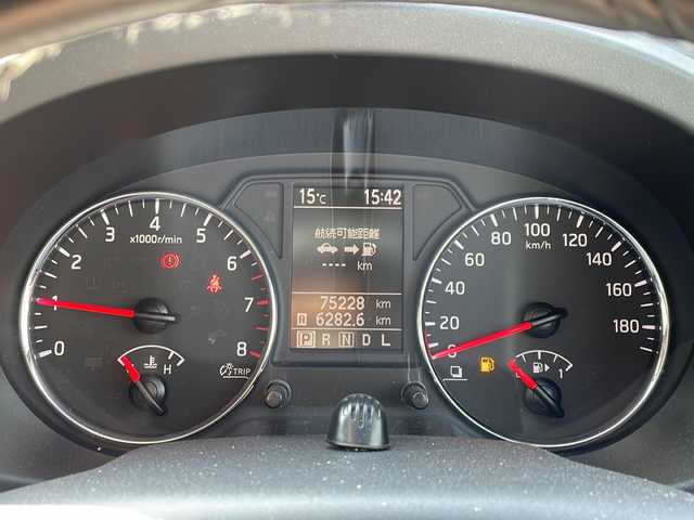 日産 エクストレイル 20Xtt 新潟県 2013(平25)年 7.6万km ダイヤモンドブラック ４WD/夏タイヤ積載/純正ナビ/バックカメラ/クルーズコントロール/バックカメラ/フロアマット/シガーソケット/HIDヘッドライト/フォグ/ドアバイザー
