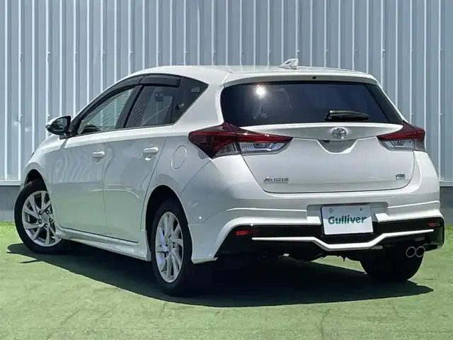 トヨタ オーリス 180S 香川県 2017(平29)年 2.3万km ホワイトパールクリスタルシャイン 登録時走行距離：22821km/モデリスタエアロ（F/S/R）/社外8インチナビ/→CD/DVD再生/→フルセグTV/Bluetooth/バックカメラ/ステアリングリモコン/革巻きステアリング/パドルシフト/ドライブレコーダー/BLAM社外スピーカー/ビルトインETC/LDEオートライト/フォグランプ/衝突軽減ブレーキ/レーンディパーチャーアラート/横滑り防止装置/スマートキー/スペアキー