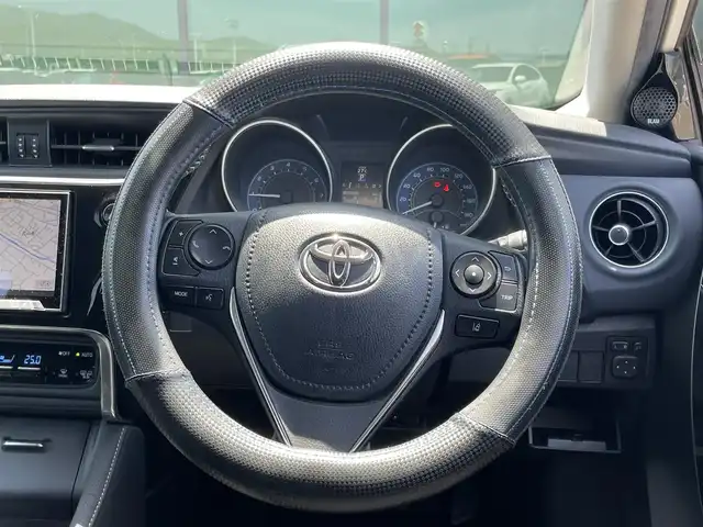 トヨタ オーリス 180S 香川県 2017(平29)年 2.3万km ホワイトパールクリスタルシャイン 登録時走行距離：22821km/モデリスタエアロ（F/S/R）/社外8インチナビ/→CD/DVD再生/→フルセグTV/Bluetooth/バックカメラ/ステアリングリモコン/革巻きステアリング/パドルシフト/ドライブレコーダー/BLAM社外スピーカー/ビルトインETC/LDEオートライト/フォグランプ/衝突軽減ブレーキ/レーンディパーチャーアラート/横滑り防止装置/スマートキー/スペアキー