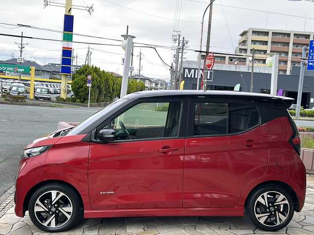 日産 デイズ HWS G ターボ プロパイロットED 静岡県 2020(令2)年 5万km スパークリングレッド/ブラック 純正ナビ/・アラウンドビューモニター/・Bluetooth/・CD/DVD/・フルセグTV/・USB/・SD/主要装備/・プッシュスタート/・ETC車載器/・アイドリングストップ/・純正15インチAW/・純正フロアマット/・LEDヘッドライト/・オートマチックハイビーム/安全装備/・プロパイロット/・レーンキープアシスト/・エマージェンシーブレーキ/・前後ソナー