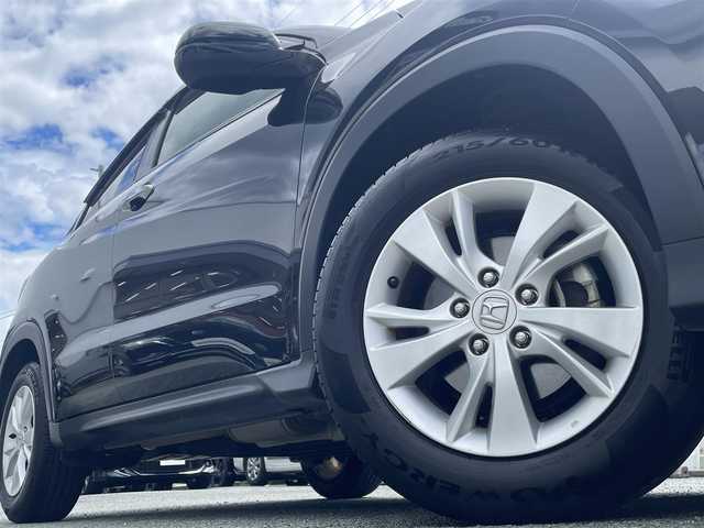 ホンダ ヴェゼル X ホンダセンシング 熊本県 2016(平28)年 4.9万km クリスタルブラックパール ワンオーナー/社外ナビ（AVIC-RL901）/【フルセグTV/Bluetooth再生/CD/DVD】/バックカメラ/クルーズコントロール/革巻きステアリング/ステアリングスイッチ/LEDオートライト/フォグライト/アイドリングストップ/ETC/社外テールランプ/電動格納ミラー/純正フロアマット/ドアバイザー/保証書/取扱説明書