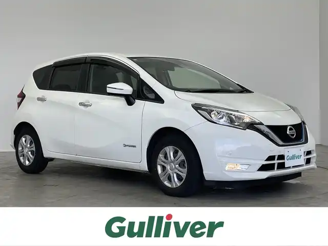日産 ノート e－パワー B 埼玉県 2020(令2)年 5万km ホワイト 社外７インチナビ　/ CD DVD ワンセグTV Bluetooth/バックカメラ　/エマージェンシーブレーキ/スマートキー　/オートライト　/フロアマット　　/コーナーセンサー　/プッシュスタート　/オートエアコン　/ETC