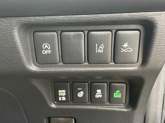 三菱 デリカＤ：５ P 愛知県 2021(令3)年 3.6万km ダイヤモンドブラックマイカ エクストリームＪ１６インチアルミ　/ＴＯＹＯオープンカントリーＲ／Ｔタイヤ　/衝突軽減ブレーキ　/レーンキープアシスト　/ナビ　/フルセグＴＶ　/全方位カメラ　/ＥＴＣ/シートヒーター/ステアリングヒーター/左側電動オートステップ/両側電動スライドドア　/ＬＥＤヘッドライト/オートマチックハイビーム/プッシュスタート/スマートキー