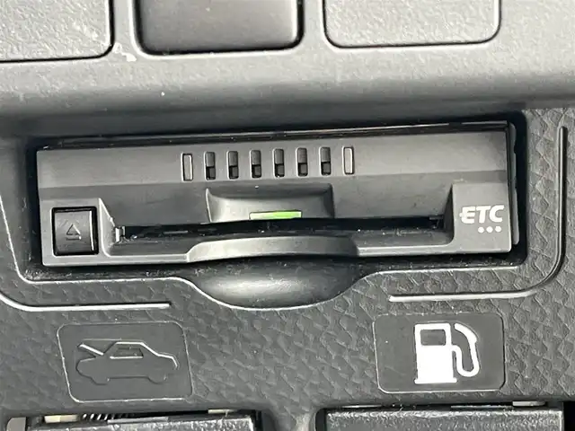 トヨタ ルーミー X S 福岡県 2019(平31)年 3.7万km プラムブラウンパールクリスタルシャイン 社外ナビ(AM/FM/CD/BT/フルセグ)/前方ドライブレコーダー/D/N側シートヒーター/アイドリングストップ/オートハイビーム/助手席側後方パワースライドドア/ステアリングリモコン/横滑り防止機能/オートライト/コーナーセンサー/フォグランプ/純正フロアマット/ドアバイザー