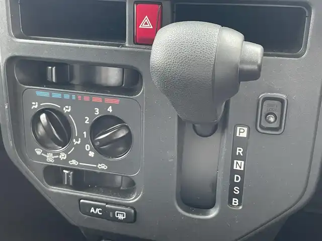 トヨタ ルーミー X S 福岡県 2019(平31)年 3.7万km プラムブラウンパールクリスタルシャイン 社外ナビ(AM/FM/CD/BT/フルセグ)/前方ドライブレコーダー/D/N側シートヒーター/アイドリングストップ/オートハイビーム/助手席側後方パワースライドドア/ステアリングリモコン/横滑り防止機能/オートライト/コーナーセンサー/フォグランプ/純正フロアマット/ドアバイザー