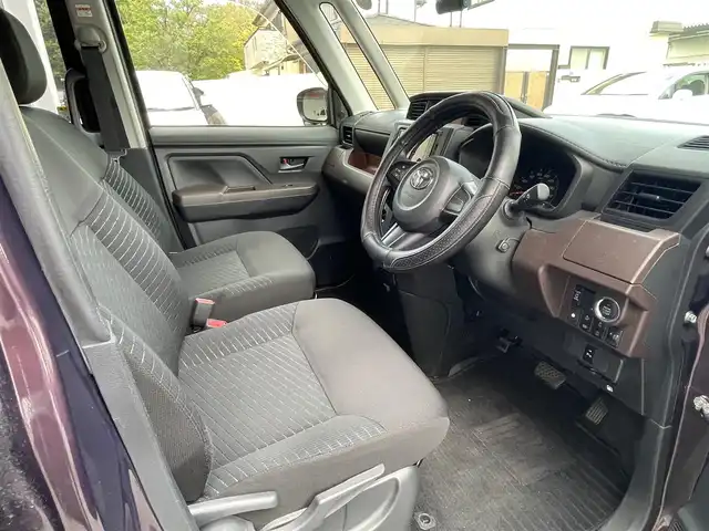 トヨタ ルーミー X S 福岡県 2019(平31)年 3.7万km プラムブラウンパールクリスタルシャイン 社外ナビ(AM/FM/CD/BT/フルセグ)/前方ドライブレコーダー/D/N側シートヒーター/アイドリングストップ/オートハイビーム/助手席側後方パワースライドドア/ステアリングリモコン/横滑り防止機能/オートライト/コーナーセンサー/フォグランプ/純正フロアマット/ドアバイザー