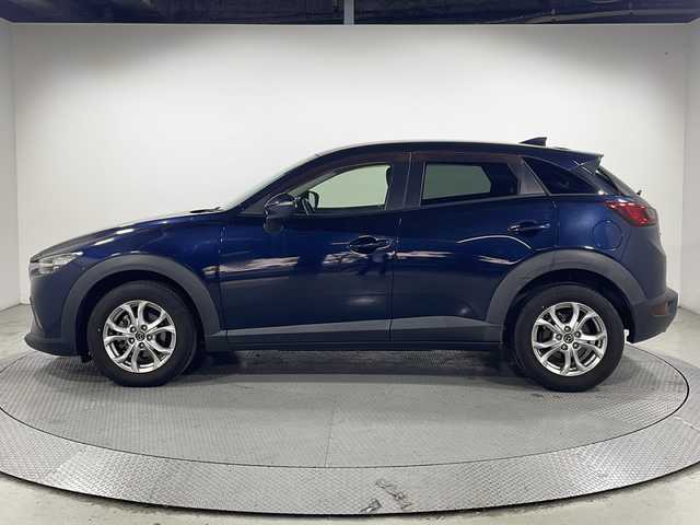 マツダ ＣＸ－３ XD 広島県 2015(平27)年 6.7万km ディープクリスタルブルーマイカ マツダコネクトナビ（DVD/フルセグTV/Bluetooth）/バックカメラ/衝突軽減ブレーキ/純正16インチAW/スマートキー/プッシュスタート/運転席/助手席/サイド/カーテンエアバッグ