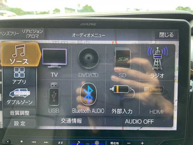 トヨタ ハイラックス Z 静岡県 2022(令4)年 5.6万km ブラック ワンオーナー/社外ナビ　アルパインフローティングナビ/CD/DVD再生可能/Bluetooth/バックカメラ/リヤ荷室（プラスチックカバー）有/リヤセンサー/ウィンカーミラー/純正17インチアルミホイール/LEDヘッドライト/フォグランプ/黒シートカバー/本革ステアリング/ツイータースピーカー/GPS社外レーダー/保証書/取扱説明書/スマートキー/プッシュスタート/スペアキー有