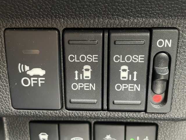 ホンダ フリード ハイブリット G ホンダセンシング 兵庫県 2018(平30)年 11.3万km ホワイトオーキッドパール 社外ナビ（AM/FM/BT/DVD)/・フルセグTV/横滑り防止/衝突軽減システム/レーンアシスト/クルーズコントロール/ステアリングスイッチ/両側パワースライドドア/エコモード/純正マット/ドライブレコーダー/LEDヘッドライト