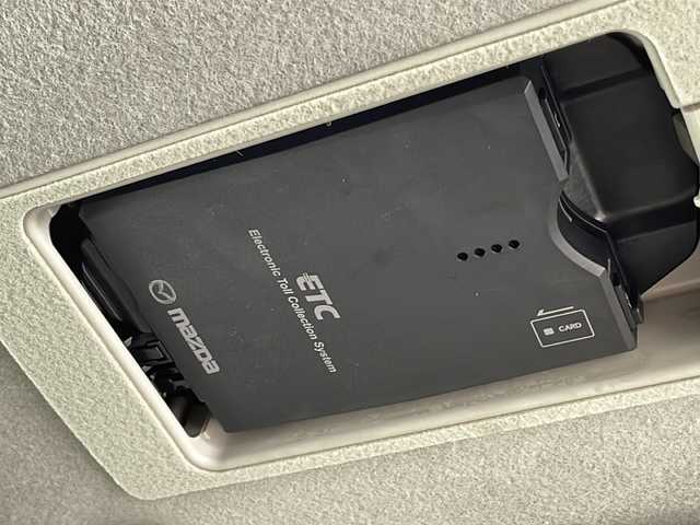 マツダ デミオ 千葉県 2015(平27)年 3.5万km アルミニウムメタリック 衝突軽減ブレーキ/クルーズコントロール/純正メモリナビ/（フルセグ/Bluetooth/DVD/CD/FM/AM）/バックカメラ/ETC/ドライブレコーダー（前のみ）/アイドリングストップ/ヘッドアップディスプレイ/パドルシフト/LEDヘッドライト/フォグライト/電動格納ミラー/純正フロアマット