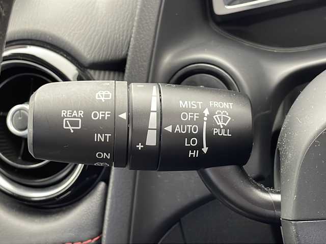 マツダ デミオ 千葉県 2015(平27)年 3.5万km アルミニウムメタリック 衝突軽減ブレーキ/クルーズコントロール/純正メモリナビ/（フルセグ/Bluetooth/DVD/CD/FM/AM）/バックカメラ/ETC/ドライブレコーダー（前のみ）/アイドリングストップ/ヘッドアップディスプレイ/パドルシフト/LEDヘッドライト/フォグライト/電動格納ミラー/純正フロアマット