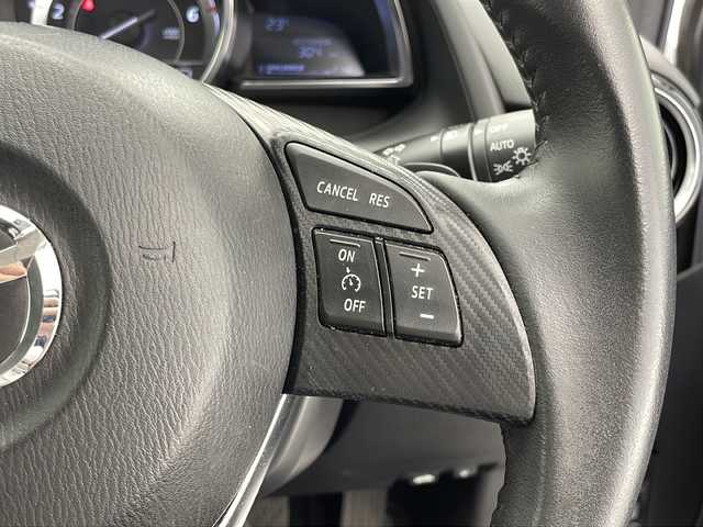 マツダ デミオ 千葉県 2015(平27)年 3.5万km アルミニウムメタリック 衝突軽減ブレーキ/クルーズコントロール/純正メモリナビ/（フルセグ/Bluetooth/DVD/CD/FM/AM）/バックカメラ/ETC/ドライブレコーダー（前のみ）/アイドリングストップ/ヘッドアップディスプレイ/パドルシフト/LEDヘッドライト/フォグライト/電動格納ミラー/純正フロアマット