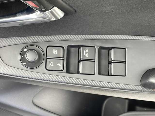 マツダ デミオ 千葉県 2015(平27)年 3.5万km アルミニウムメタリック 衝突軽減ブレーキ/クルーズコントロール/純正メモリナビ/（フルセグ/Bluetooth/DVD/CD/FM/AM）/バックカメラ/ETC/ドライブレコーダー（前のみ）/アイドリングストップ/ヘッドアップディスプレイ/パドルシフト/LEDヘッドライト/フォグライト/電動格納ミラー/純正フロアマット