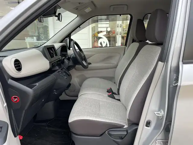 三菱 ｅＫワゴン M 神奈川県 2023(令5)年 0.1万km スターリングシルバーM e-Assist/・衝突被害軽減ブレーキ/・踏み間違い衝突防止アシスト/・車線逸脱警報システム/・オートマチックハイビーム/パーキングセンサー/キーレスエントリー/アイドリングストップ/前席シートヒーター/前方ドライブレコーダー/保証書/取扱説明書