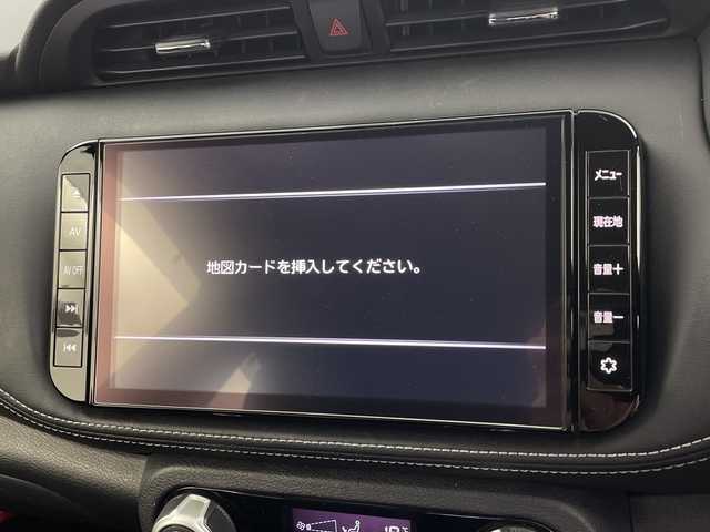 日産 キックス X 鹿児島県 2021(令3)年 3.9万km ブリリアントホワイトパール/ピュアブラック 2トーン 純正ナビ/（フルセグTV/Bluetooth/AM/FM/CD/DVD)/プロパイロット/エマージェンシーブレーキ/デジタルインナーミラー/アラウンドビューモニター/クリアランスソナー/ステアリングヒーター/ビルトインＥＴＣ/車線逸脱警報/車線逸脱防止支援/純正アルミホイール/スマートキー/プッシュスタート/LEDヘッドライト/純正フロアマット