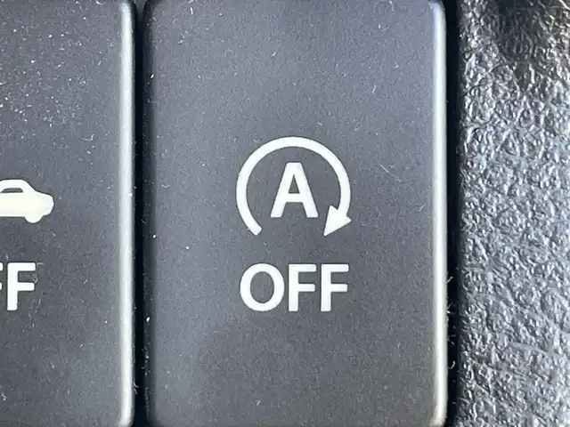 スズキ アルト L 岡山県 2016(平28)年 7.4万km シルキーシルバーメタリック 登録時走行距離:74102km/禁煙車/純正オーディオ/衝突被害軽減システム/ビルトインETC/D席シートヒーター/ヘッドライトレベライザー/リモコンキー/アイドリングストップ/ドアバイザー/純正フロアマット/純正ホイールカバー/横滑防止装置/盗難防止装置