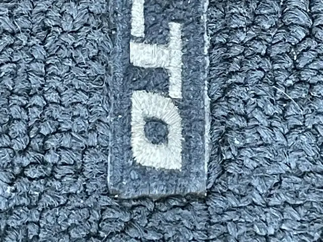 スズキ アルト L 岡山県 2016(平28)年 7.4万km シルキーシルバーメタリック 登録時走行距離:74102km/禁煙車/純正オーディオ/衝突被害軽減システム/ビルトインETC/D席シートヒーター/ヘッドライトレベライザー/リモコンキー/アイドリングストップ/ドアバイザー/純正フロアマット/純正ホイールカバー/横滑防止装置/盗難防止装置