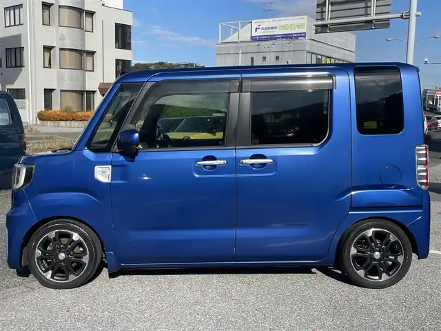 トヨタ ピクシスメガ G SA 千葉県 2015(平27)年 12.7万km ブルーマイカM ワンオーナー/スマートアシスト/〇衝突被害軽減ブレーキ/〇誤発進抑制機能(前方)/〇衝突警報機能/ローダウン（純正スプリング有）/社外スピーカー（carrozzeria）/レーダー探知機（ZERO 600V）/社外マフラー（純正有）/社外エアクリーナー/ブースト計/carrozzeria8インチナビ/〇フルセグTV/BTオーディオ/CD/DVD/ラジオ/バックカメラ/両側パワースライドドア/アイドリングストップ/ドライブレコーダー/スマートキー/プッシュスタート/純正15インチAW/LEDヘッドランプ/フォグ/ETC/保証書/取説/スペアキー