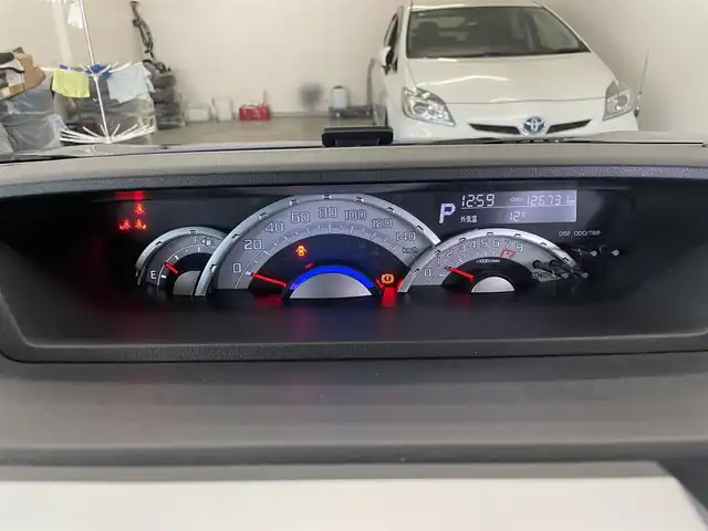 トヨタ ピクシスメガ G SA 千葉県 2015(平27)年 12.7万km ブルーマイカM ワンオーナー/スマートアシスト/〇衝突被害軽減ブレーキ/〇誤発進抑制機能(前方)/〇衝突警報機能/ローダウン（純正スプリング有）/社外スピーカー（carrozzeria）/レーダー探知機（ZERO 600V）/社外マフラー（純正有）/社外エアクリーナー/ブースト計/carrozzeria8インチナビ/〇フルセグTV/BTオーディオ/CD/DVD/ラジオ/バックカメラ/両側パワースライドドア/アイドリングストップ/ドライブレコーダー/スマートキー/プッシュスタート/純正15インチAW/LEDヘッドランプ/フォグ/ETC/保証書/取説/スペアキー