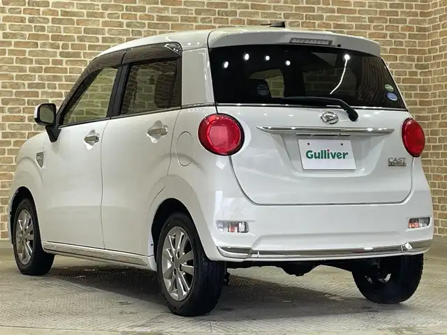 ダイハツ キャスト スタイル X 岩手県 2016(平28)年 2.3万km パールホワイトⅢ ４WD/アイドリングストップ/横滑り防止装置/KENWOODオーディオ/木目調パネル/ヘッドライトレベライザー/オートエアコン/オートライト/フロントベンチシート/純正アルミホイール/純正フロアマット/ドアバイザー/プッシュスタート/スマートキー　スペアキーあり/パワーステアリング/パワーウインドウ