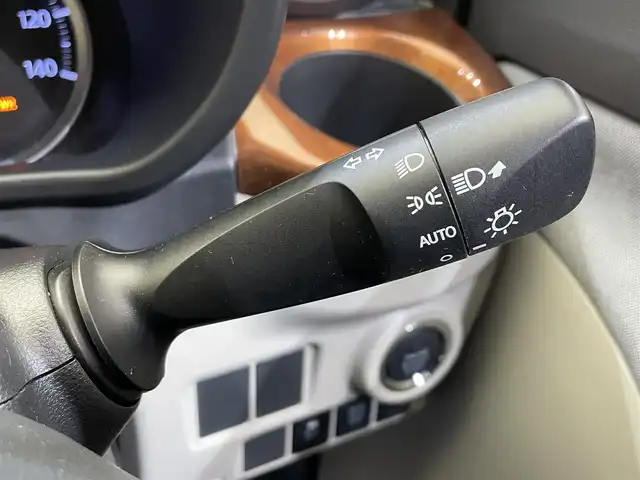 ダイハツ キャスト スタイル X 岩手県 2016(平28)年 2.3万km パールホワイトⅢ ４WD/アイドリングストップ/横滑り防止装置/KENWOODオーディオ/木目調パネル/ヘッドライトレベライザー/オートエアコン/オートライト/フロントベンチシート/純正アルミホイール/純正フロアマット/ドアバイザー/プッシュスタート/スマートキー　スペアキーあり/パワーステアリング/パワーウインドウ