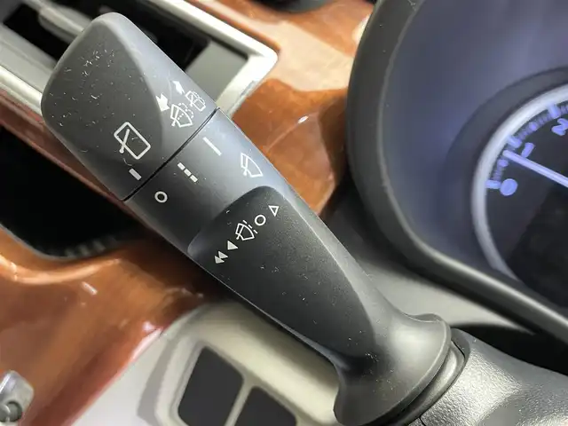 ダイハツ キャスト スタイル X 岩手県 2016(平28)年 2.3万km パールホワイトⅢ ４WD/アイドリングストップ/横滑り防止装置/KENWOODオーディオ/木目調パネル/ヘッドライトレベライザー/オートエアコン/オートライト/フロントベンチシート/純正アルミホイール/純正フロアマット/ドアバイザー/プッシュスタート/スマートキー　スペアキーあり/パワーステアリング/パワーウインドウ