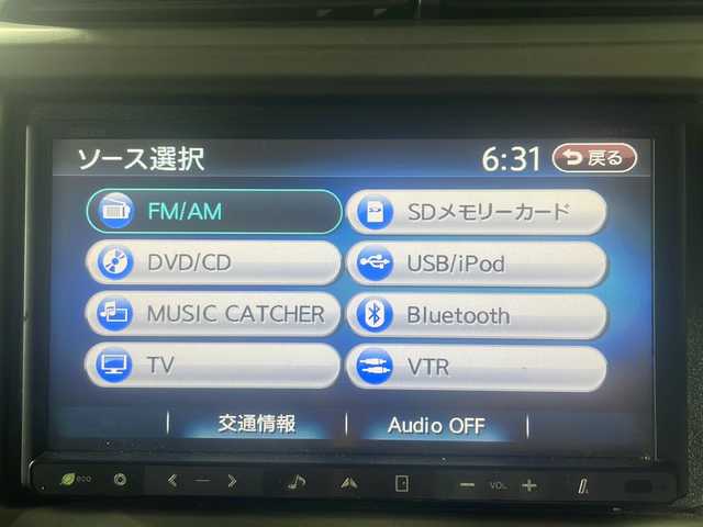 ホンダ フィット ハイブリット スマート セレクション 沖縄県 2011(平23)年 16.5万km プレミアムホワイトパール 禁煙車/社外ナビ/クルーズコントロール/ＥＴＣ/電動格納ミラー/オートライト/純正ドアバイザー/スマートキー/純正フロアマット/AAC/ABS
