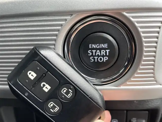 スズキ スペーシア HYBRID X 千葉県 2019(令1)年 4.5万km ブルーイッシュブラックパール3 スズキセーフティサポート/・衝突軽減ブレーキ/・レーンキープアシスト/・横滑り防止装置/・コーナーセンサー/社外７インチナビ/CD SD BT フルセグ/バックカメラ/両側パワースライドドア/D席シートヒーター/ヘッドライトレベライザー/オートライト/純正フロアマット/プッシュスタート/スマートキー×2/ETC