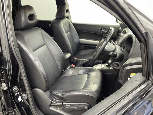 日産 エクストレイル 20GT 兵庫県 2012(平24)年 7.7万km ダイヤモンドブラック ・社外ナビ&Bluetooth&CD&DVD&TV/・ビルトインETC/・バックカメラ/・クルーズコントロール/・カプロンシート/・全席シートヒーター/・純正フロアマット/・横滑り防止装置/・盗難防止装置/・ダウンヒルアシストコントロール/・HIDオートライト/・Wエアバッグ/・スマートキー/・AACエアコン