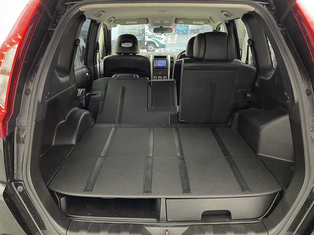 日産 エクストレイル 20GT 兵庫県 2012(平24)年 7.7万km ダイヤモンドブラック ・社外ナビ&Bluetooth&CD&DVD&TV/・ビルトインETC/・バックカメラ/・クルーズコントロール/・カプロンシート/・全席シートヒーター/・純正フロアマット/・横滑り防止装置/・盗難防止装置/・ダウンヒルアシストコントロール/・HIDオートライト/・Wエアバッグ/・スマートキー/・AACエアコン