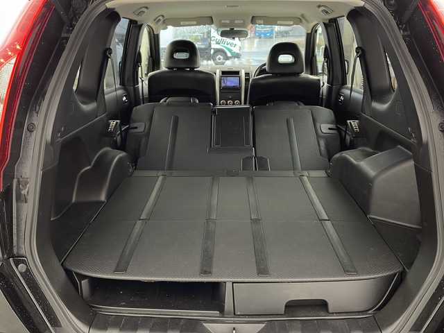 日産 エクストレイル 20GT 兵庫県 2012(平24)年 7.7万km ダイヤモンドブラック ・社外ナビ&Bluetooth&CD&DVD&TV/・ビルトインETC/・バックカメラ/・クルーズコントロール/・カプロンシート/・全席シートヒーター/・純正フロアマット/・横滑り防止装置/・盗難防止装置/・ダウンヒルアシストコントロール/・HIDオートライト/・Wエアバッグ/・スマートキー/・AACエアコン