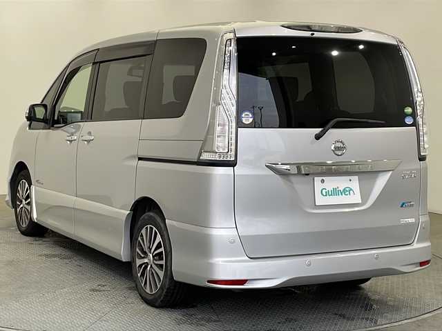 日産 セレナ ハイウェイS G S HV Aセーフ 栃木県 2014(平26)年 5.8万km ブリリアントシルバー 純正ナビ/（CD/DVD/フルセグTV/BT）/全方位カメラ/エマージェンシーブレーキ/レーンキープアシスト/コーナーセンサー/ETC/片側パワースライドドア/LEDヘッドライト/横滑り防止装置/純正アルミホイール/純正フロアマット