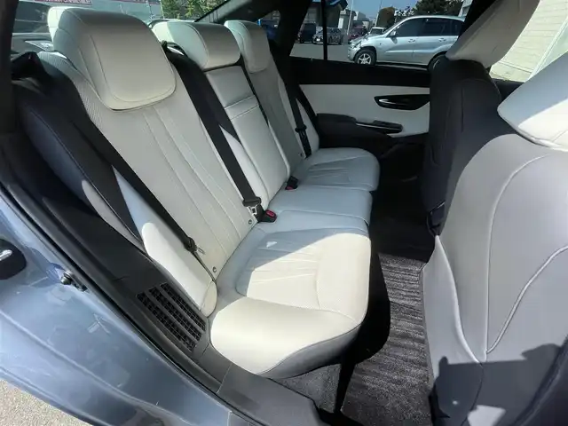トヨタ クラウン ハイブリッド RS Four 道央・札幌 2020(令2)年 5.3万km プレシャスガレナ ・４WD/・衝突軽減ブレーキ/・寒冷地仕様/・純正ナビ/　CD＆DVD＆BT＆TV/・モデリスタエアロ/・レザーシート/・パワーシート/・バックカメラ/・コーナーセンサー/・レーンキープアシスト/・レーダークルーズコントロール/・シートヒーター/・オートエアコン/・オートライト/・オートリトラミラー/・レインセンサーワイパー/・オートハイビーム/・パドルシフト/・MT付きAT/・ビルトインETC/・プッシュスタート/・スマートキー/・純正ドライブレコーダー/・LEDヘッドライト/・純正フロアマット/・ドアバイザー/・ウィンカーミラー/・フォグライト/・