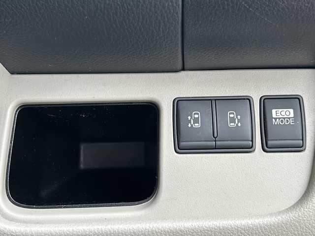 スズキ ランディ 2．0G 静岡県 2013(平25)年 10.9万km スーパーブラック 社外SDナビ/・CD/・DVD/・Bluetooth/・フルセグTV/・AM/・FM/主要装備/・両側パワスラ/・バックカメラ/・クルコン/・ETC/・オートライト/・キノセンヘッドライト/・純正フロアマット/・純正アルミホイール