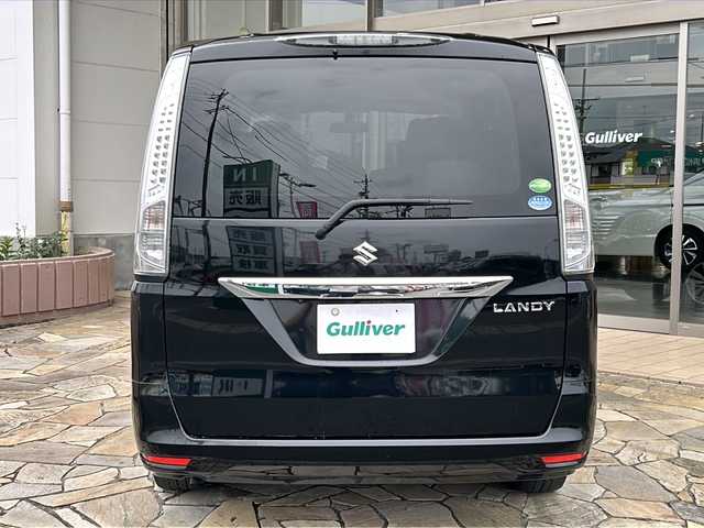 スズキ ランディ 2．0G 静岡県 2013(平25)年 10.9万km スーパーブラック 社外SDナビ/・CD/・DVD/・Bluetooth/・フルセグTV/・AM/・FM/主要装備/・両側パワスラ/・バックカメラ/・クルコン/・ETC/・オートライト/・キノセンヘッドライト/・純正フロアマット/・純正アルミホイール