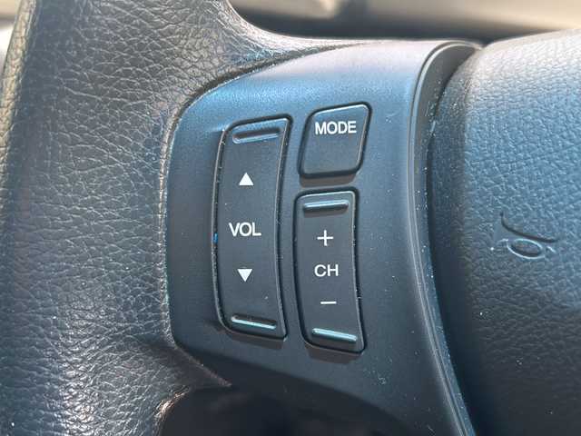 ホンダ フリード スパイク G ジャストセレクション 沖縄県 2015(平27)年 8.1万km ホワイトオーキッドパール 社外ナビ　AM／FM／CD／Ｂｌｕｅｔｏｏｔｈ　　/バックモニター　/フルセグＴＶ　/ドライブレコーダー　/フルフラットシート　/ＥＴＣ/両側パワスラ　/横滑り防止機能　/アイドリングストップ　/電格ミラー