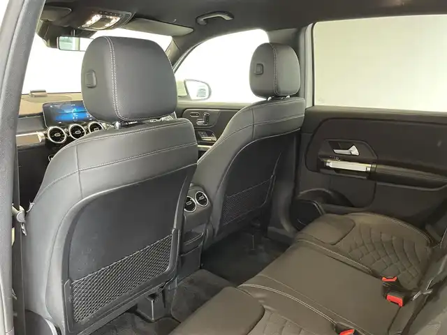 メルセデス・ベンツ ＧＬＢ２００ｄ 愛知県 2020(令2)年 2.7万km ポーラホワイト ＭＢＵＸ　/３６０度カメラ　/Ｂｌｕｅｔｏｏｔｈ　/フルセグＴＶ　/ＵＳＢ　/ワイヤレスチャージ　/シートヒーター　/ハーフレザー　/パワーシート　/ＡＣＣ　/ＬＫＡ　/ＬＤＷ　/ＢＳＭ　/ドライブレコーダー　/パワーバックドア/プッシュスタート/アイドリングストップ/ウィンカーミラー