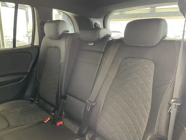 メルセデス・ベンツ ＧＬＢ２００ｄ 愛知県 2020(令2)年 2.7万km ポーラホワイト ＭＢＵＸ　/３６０度カメラ　/Ｂｌｕｅｔｏｏｔｈ　/フルセグＴＶ　/ＵＳＢ　/ワイヤレスチャージ　/シートヒーター　/ハーフレザー　/パワーシート　/ＡＣＣ　/ＬＫＡ　/ＬＤＷ　/ＢＳＭ　/ドライブレコーダー　/パワーバックドア/プッシュスタート/アイドリングストップ/ウィンカーミラー