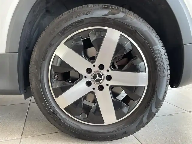 メルセデス・ベンツ ＧＬＢ２００ｄ 愛知県 2020(令2)年 2.7万km ポーラホワイト ＭＢＵＸ　/３６０度カメラ　/Ｂｌｕｅｔｏｏｔｈ　/フルセグＴＶ　/ＵＳＢ　/ワイヤレスチャージ　/シートヒーター　/ハーフレザー　/パワーシート　/ＡＣＣ　/ＬＫＡ　/ＬＤＷ　/ＢＳＭ　/ドライブレコーダー　/パワーバックドア/プッシュスタート/アイドリングストップ/ウィンカーミラー