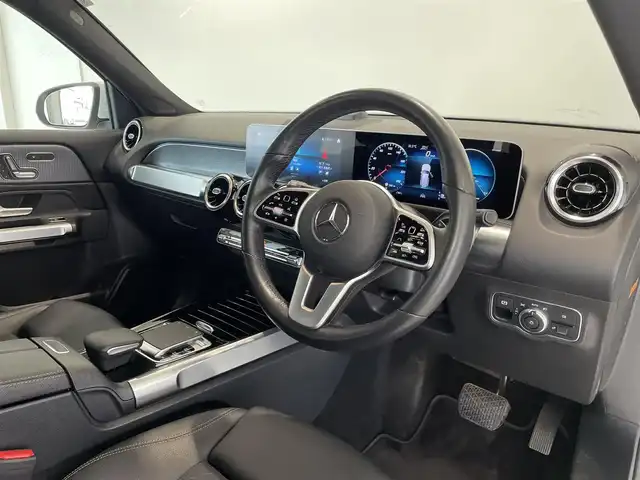 メルセデス・ベンツ ＧＬＢ２００ｄ 愛知県 2020(令2)年 2.7万km ポーラホワイト ＭＢＵＸ　/３６０度カメラ　/Ｂｌｕｅｔｏｏｔｈ　/フルセグＴＶ　/ＵＳＢ　/ワイヤレスチャージ　/シートヒーター　/ハーフレザー　/パワーシート　/ＡＣＣ　/ＬＫＡ　/ＬＤＷ　/ＢＳＭ　/ドライブレコーダー　/パワーバックドア/プッシュスタート/アイドリングストップ/ウィンカーミラー