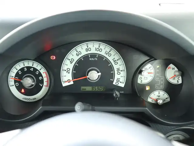 トヨタ ＦＪクルーザー 神奈川県 2013(平25)年 9.6万km ベージュ/ホワイト ドラレコ /ETC/4WD/センサーデフロック/コーナーセンサー/サイドステップ/リアワイパー/社外メモリナビ /Bluetoothオーディオ/DVD/CDナビ/USB入力端子/バックカメラ/フルセグテレビ/クルーズコントロール/ドアバイザー/純正フロアマット/スペアタイヤ/保証書/取説/記録簿(H25/26/27/R1)